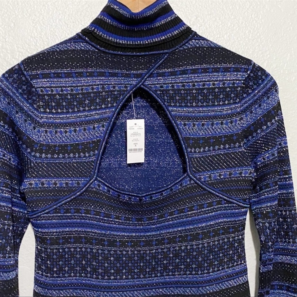 NWT WHBM blue tunic sweater